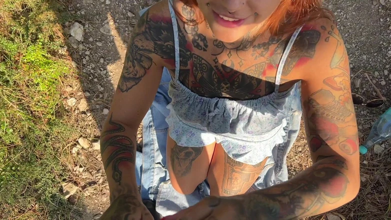 Yourfavecumslut: Home Wrecker macht einen spaziergang im wald und bekommt harten...