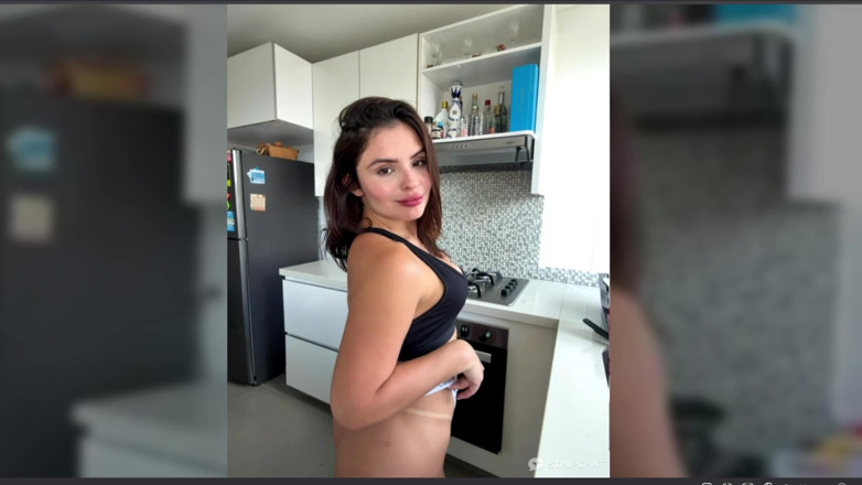 Milf Latina: main apni bari gand dvara apne apaartament men chudaee karna...