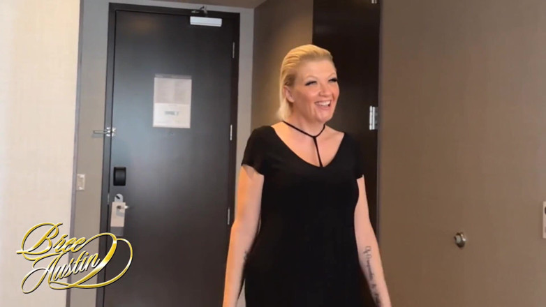 Brees Lair: 괴물 흑인 대물 자지에 의해 목구멍이 뻗어있는 그의 밀프