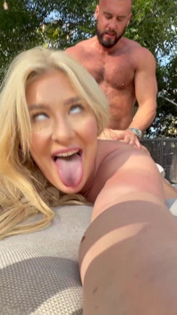 第一人称视角 丰满的sophia isabella吮吸我的大鸡巴