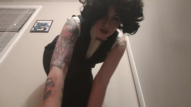Geeky Femdom: Legião - Lenny Shadow Queen - a Gigante