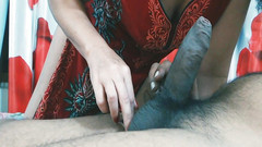 Bolly Karma: Hladká amatérská děvka milf ústa a jazyk