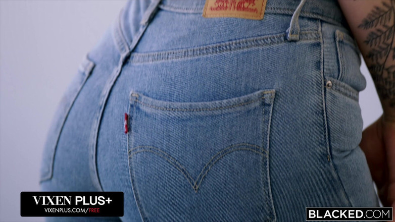 Blacked: Zenci sikişi bu fenomen büyük zenci için giriyor