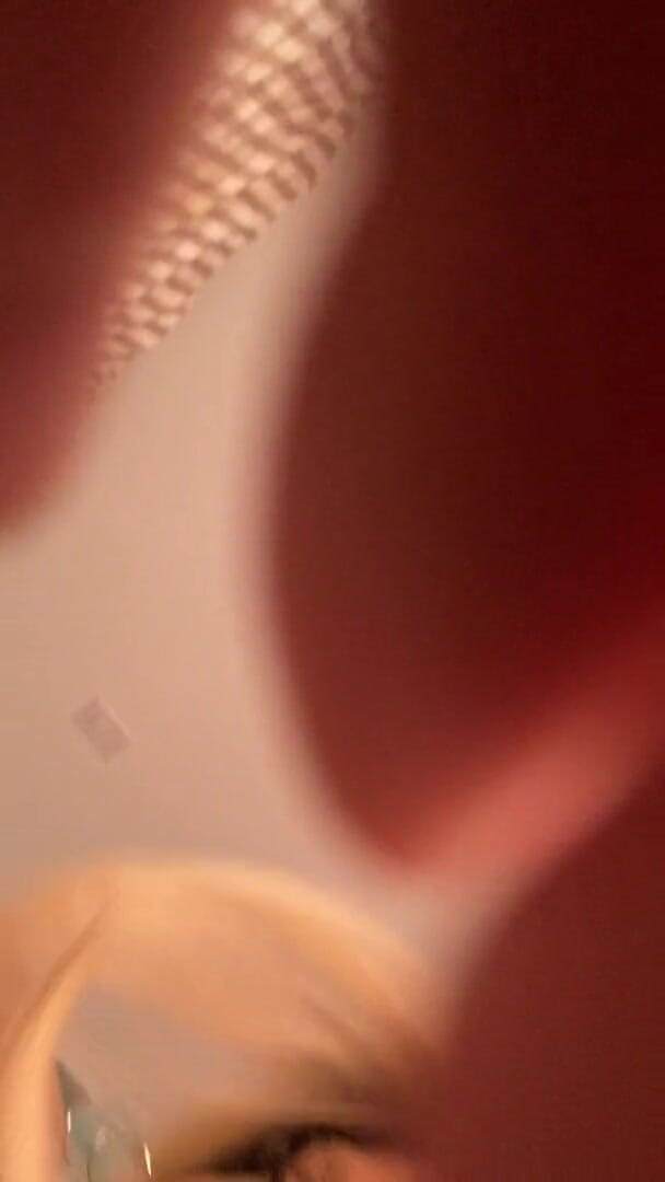 KylieKissesXXX: KylieKissesXXX pompino grosso cazzo