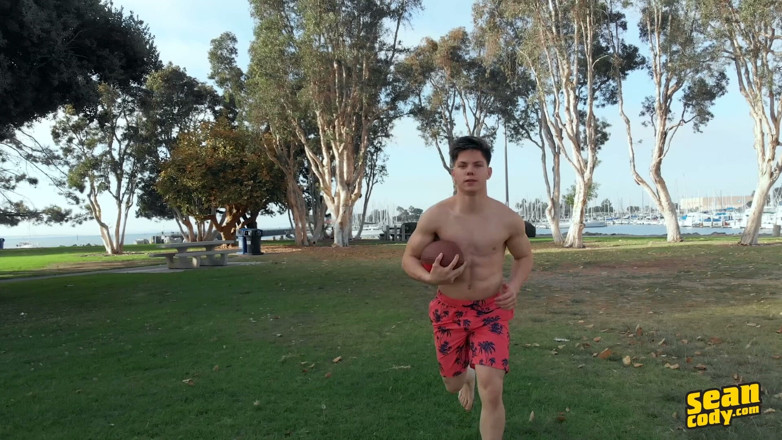 Sean Cody: Sean Cody - Boyish Riley přijde o panenství se svým nejlepším...
