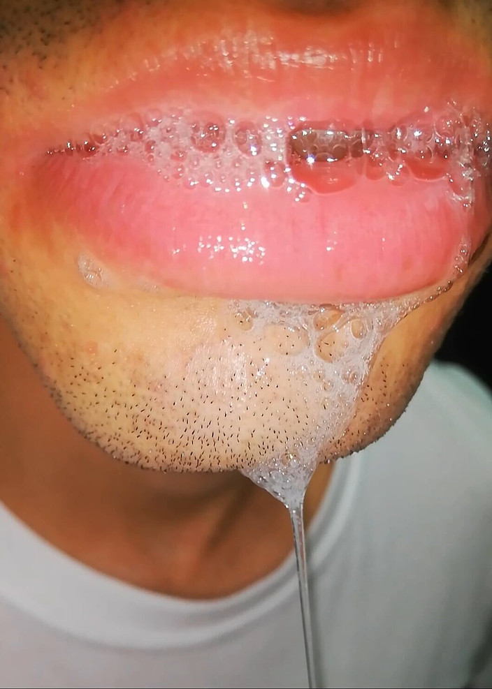 Rey rey: In mijn mond, tong, speeksel, tong, sloep, zuigen, spuugfetisj, lange...