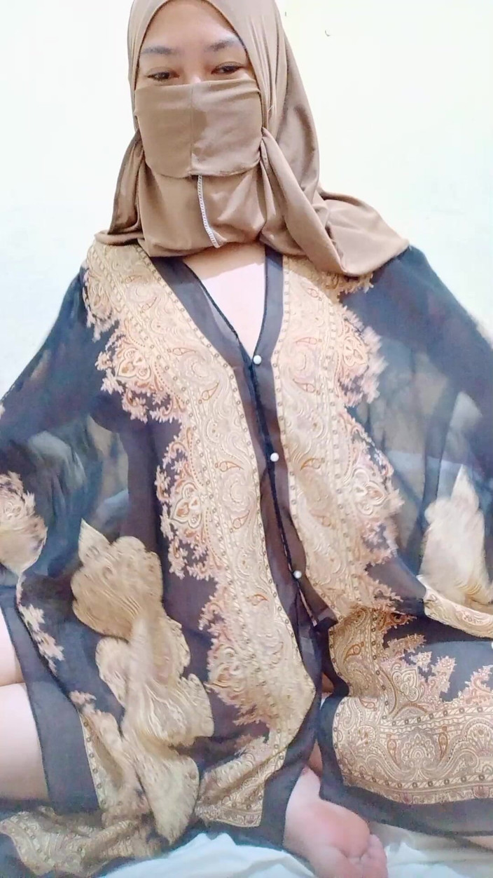 Vaginabig88: Hijab village menina parte 2