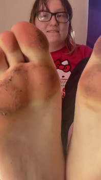 Pov: bạn là chân bẩn thỉu của tôi