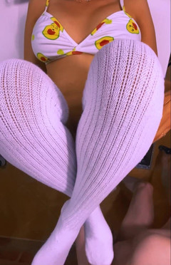 Ellie pink: Nevlastní dcera byla tak těsná, že její přítel musel být velmi...