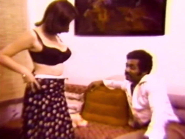 Vintage Usa: 두 명의 섹시한 걸레를 위한 빈티지 섹스