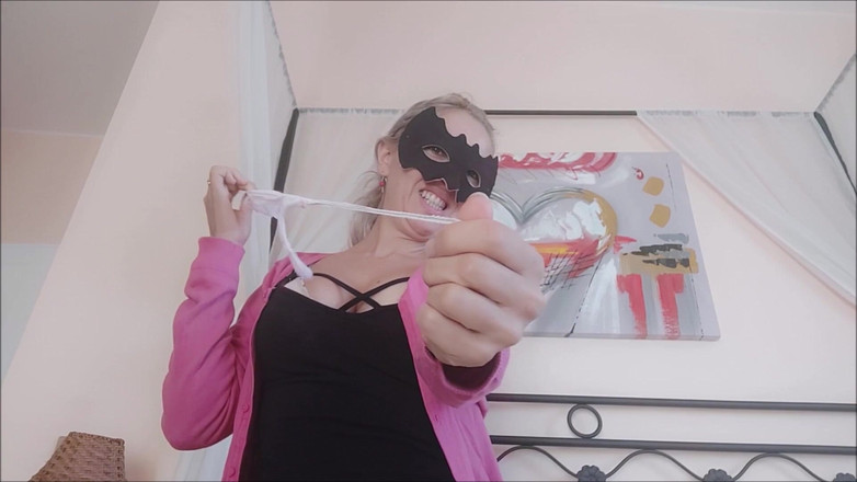 savannahamatoriale: Lovenia 아름다운 이탈리아는 섹시하지만 가학적이고 공격적입니다.