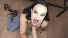Princess18_: Posando en jeans y seduce fotógrafo