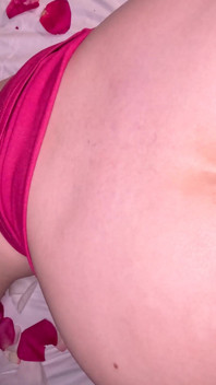 Appuntamento bollente per la MILF per san valentino: sesso appassionato con anale