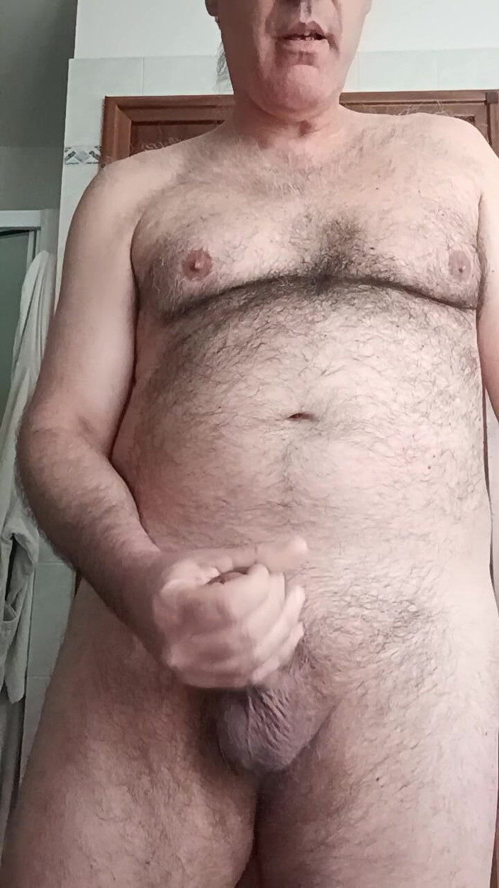 Setesesso7: Ich genieße einen solo-handjob, während ich ein porno-video angucke