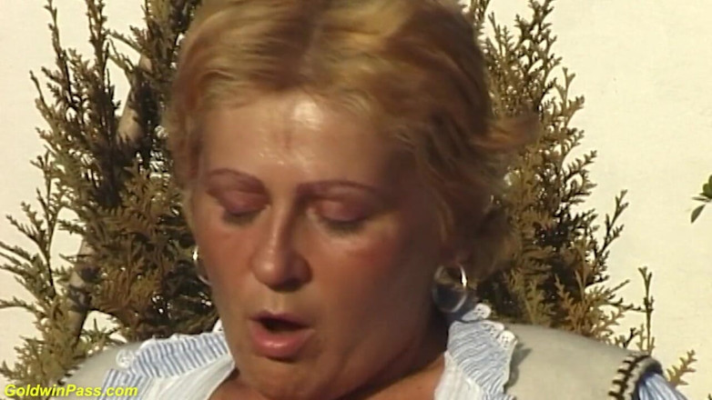 Goldwin pass: Hairy stepmom fucked by her step grandson