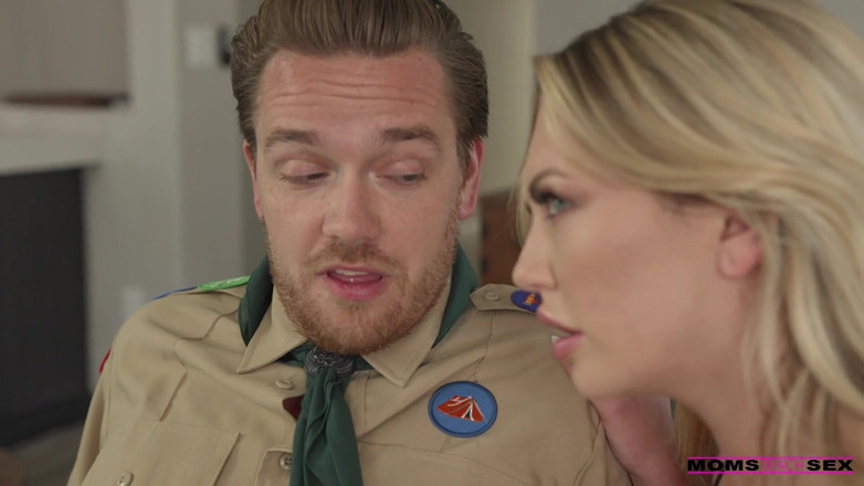 Moms teach sex: Belle-mère scoute - S16 : E4