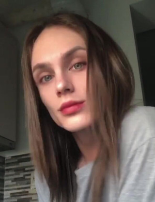 TS Kylie Star: Co je první věc, kterou bys mi udělal?