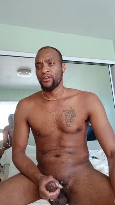 Kennie Jai: Dura gozada depois de acariciar bbc na cam!