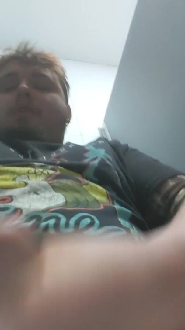 Shilo Bangz: Rest stop wank and cum.