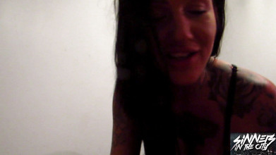 Sinners World: Madrastra Chantelle Fox se cuela en tu habitación