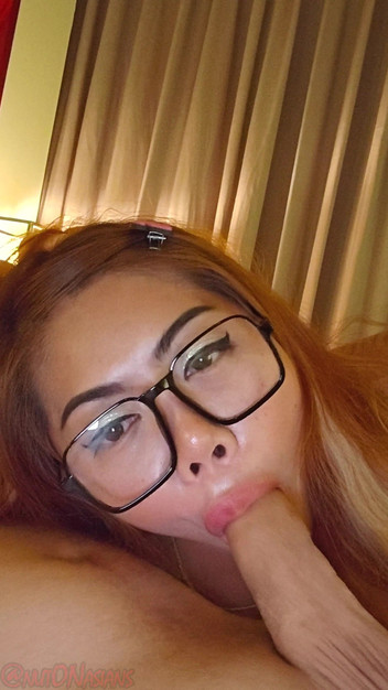 nutON: Stepmom Blows