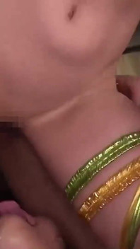 Putas sexy do harém que lambem bolas e chupam pau Parte .3