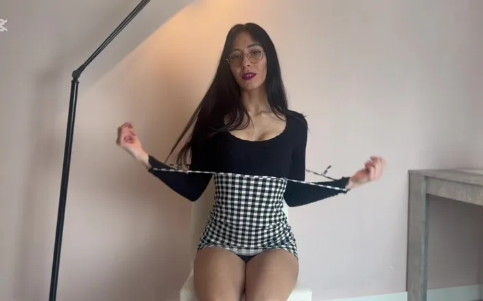 Complete videos of Sofia Sweetsecrett: Casting Porno Con Sofia Sweetsecrett