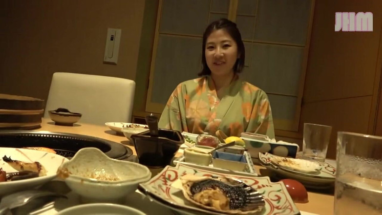 Japanese Hentai Matings: Scape în stațiune cu Miria, o femeie căsătorită de 31 de ani - 2