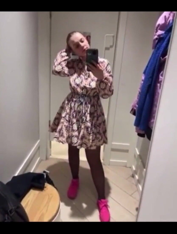 JuiceLussie: Obciąganie w miejscach publicznych