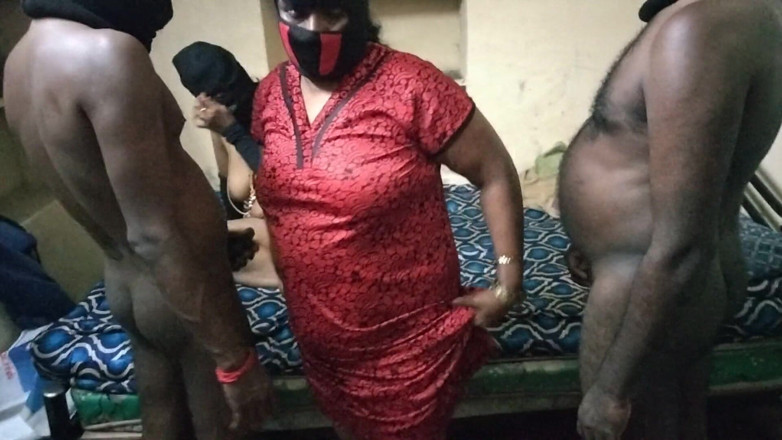 Benita sweety: Divya teilt ihren freund mit stiefmutter