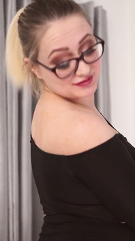 Emma Rachael - What Are You Looking at?