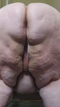 SSBBW-riese geht auf dich zu