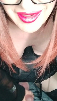 Trans suka gra i orgazm