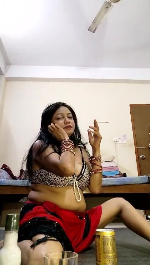 Anar Kali: Indian Desi Bhabhi Enjoy Sec with Sex Toy, Smoke Cigarette,...
