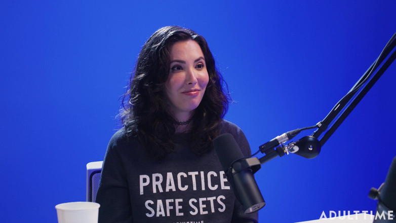Adult Time Podcast: Casey Calvert: Tiger King Parody, Imposter Syndrome, &amp; BDSM | the Adult...