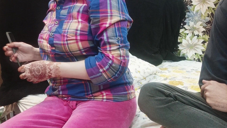 Manosexyscat69: Pakistanlı yenge erkek arkadaşını büyük yarakla sikiyor