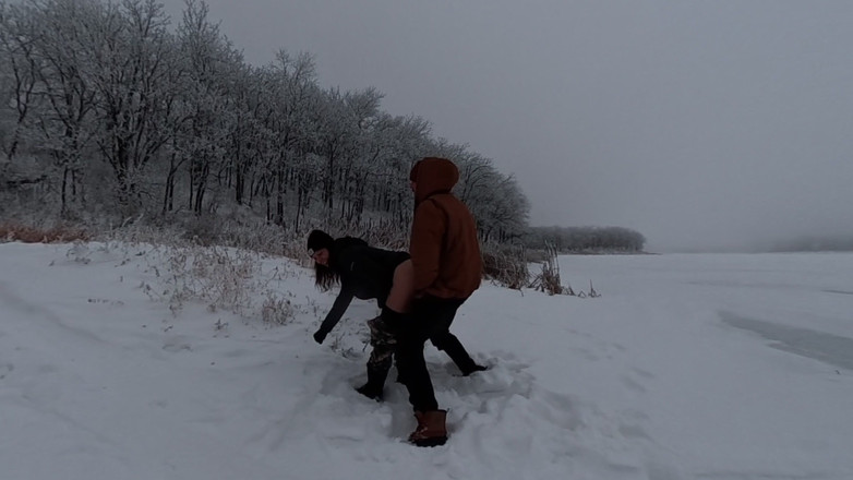 Mya Lane: 3 Kez Dışarıda Sikişirken Yakalandı