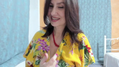 ANGELA_LADY: 熟女和跳舞，勾引和吮吸一个塑料做得很好