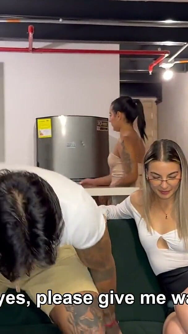 ChristianChauxx: Meine Freundin Weiß Nicht, Dass Ich Ihre Beste Freundin Im...