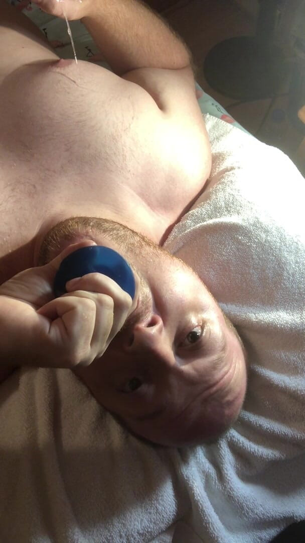 Charlieboy69: Tief in den hals, viel dildo