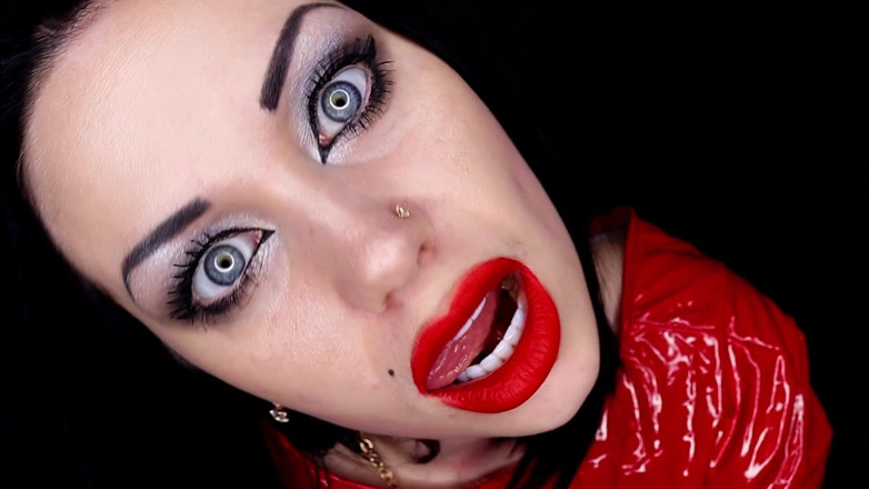 Goddess Misha Goldy: 31 talimatı ile kırmızı dudak yükseltme
