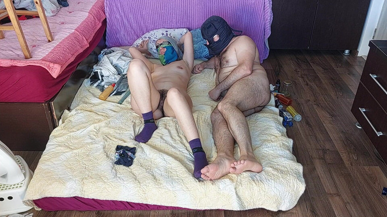 Amateur_MS: Masaj senzual al unui cuplu fierbinte cu ulei pe corp