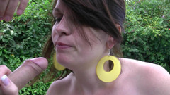 HPG Production: Prsatá francouzská MILFka olizuje koule 5200