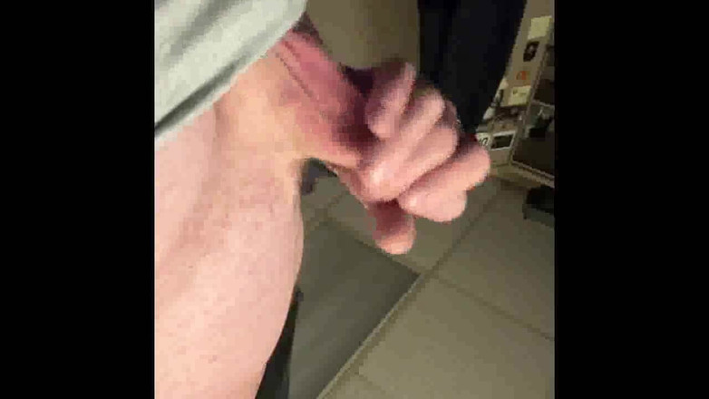 Tatted Daddy: Wytrysk na masturbację