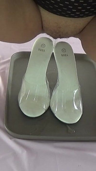 Je fais pipi dans mes chaussures
