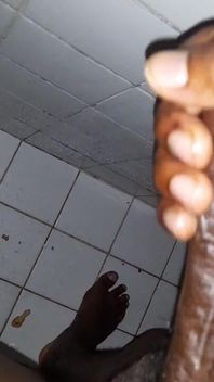 .. Pria kulit hitam