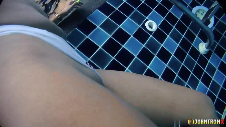 John Tron X: Johntronx - Gambar-awek amatur Thai sempurna dikongkek dalam kolam