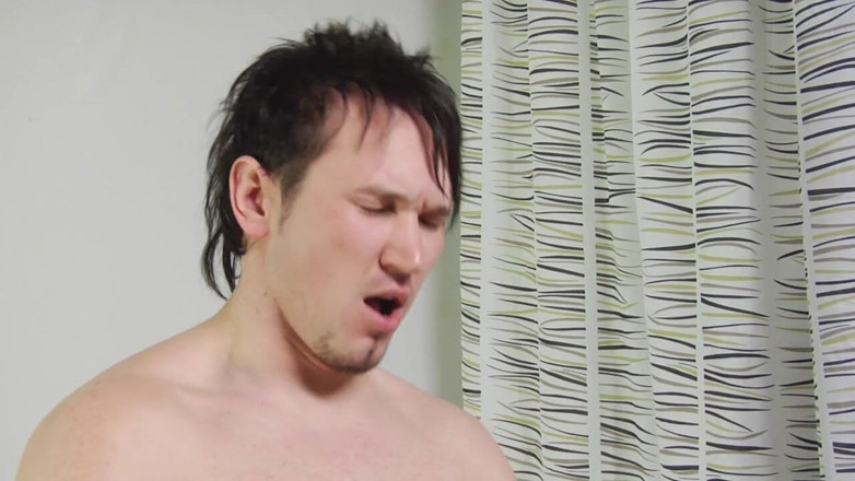 Horny Fuck Bitches: Přítelkyně mé nevlastní sestry nastříkala kundu do pusy