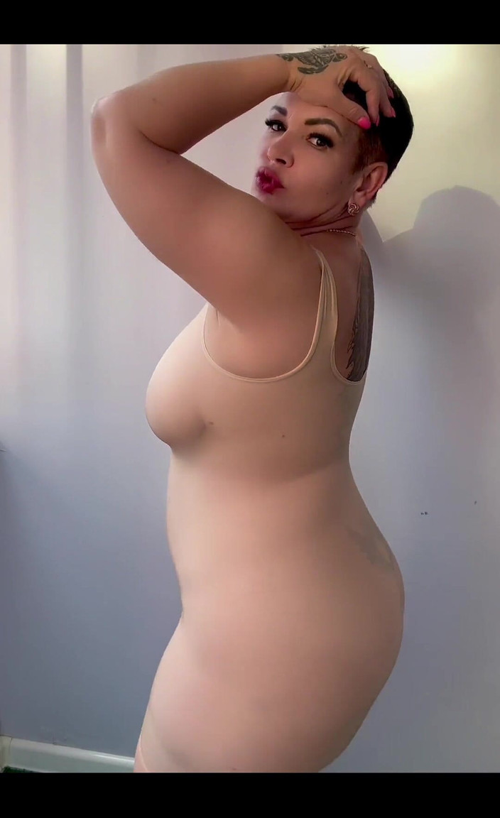 KarmenMilf: New Dress