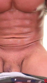 Gunnar’s Double Cumshot Soaks Riley’s Tight Hole!